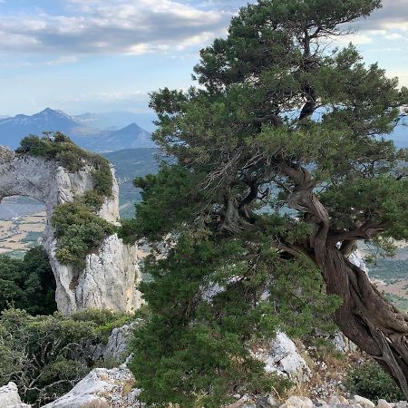 Sa Domu E Muru Galtellì Exteriör bild